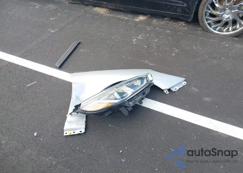 2018 Hyundai Sonata Sport+ z USA, uszkodzony, nr VIN 5NPE34AF4JH701880